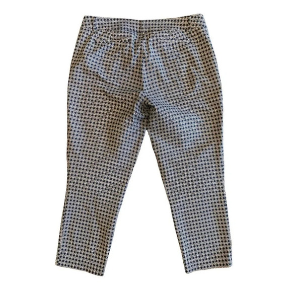 Hilary Radley Slim Leg Ponte Print Crop Pant Black & Blue Medallion Size: 12 - Picture 3 of 8